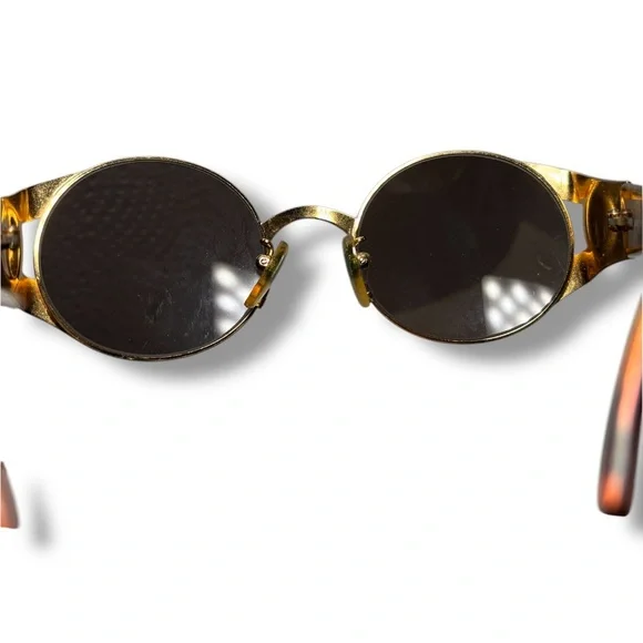 Gold and Brown Vintage-Style Sunglasses with Tortoiseshell Arms Yellow Tortoise Sunglasses - Getty Museum Store main image 3
